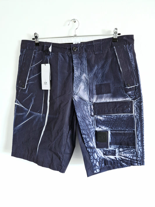 C.P. Company Tracery Cargo Shorts - Blue